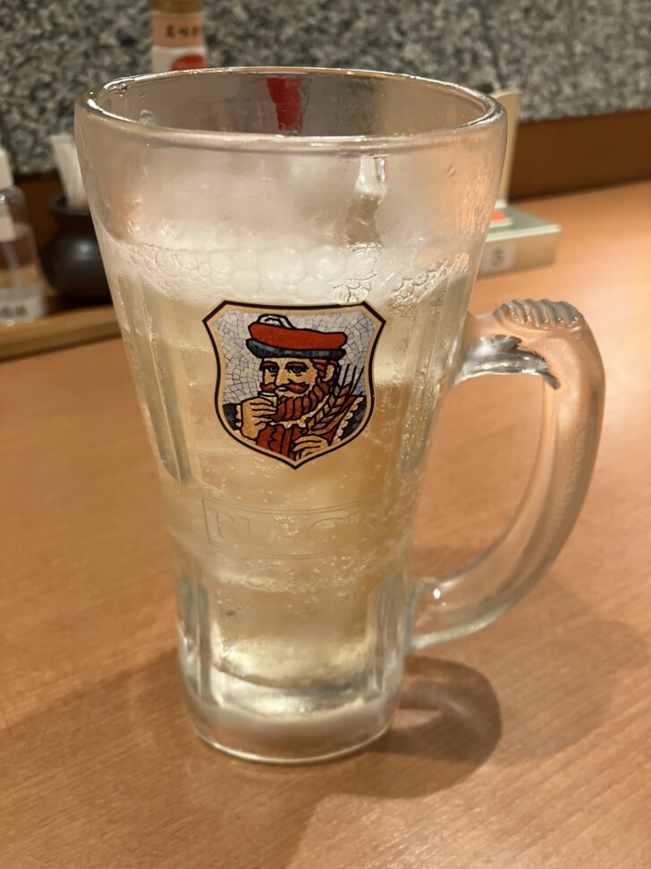 この日は、仕事が早めに終わり、ちょっと飲んで帰りたいけれども、少し疲れてもいました。そんな時に、我が家から一番近い、小手指駅南口の「庄や 小手指南口店」を訪問しました。家から行きやすいというのは、私にとっては大きなメリットです。